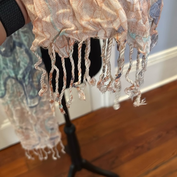 Colorful Patterned Scarf - Picture 9 of 10